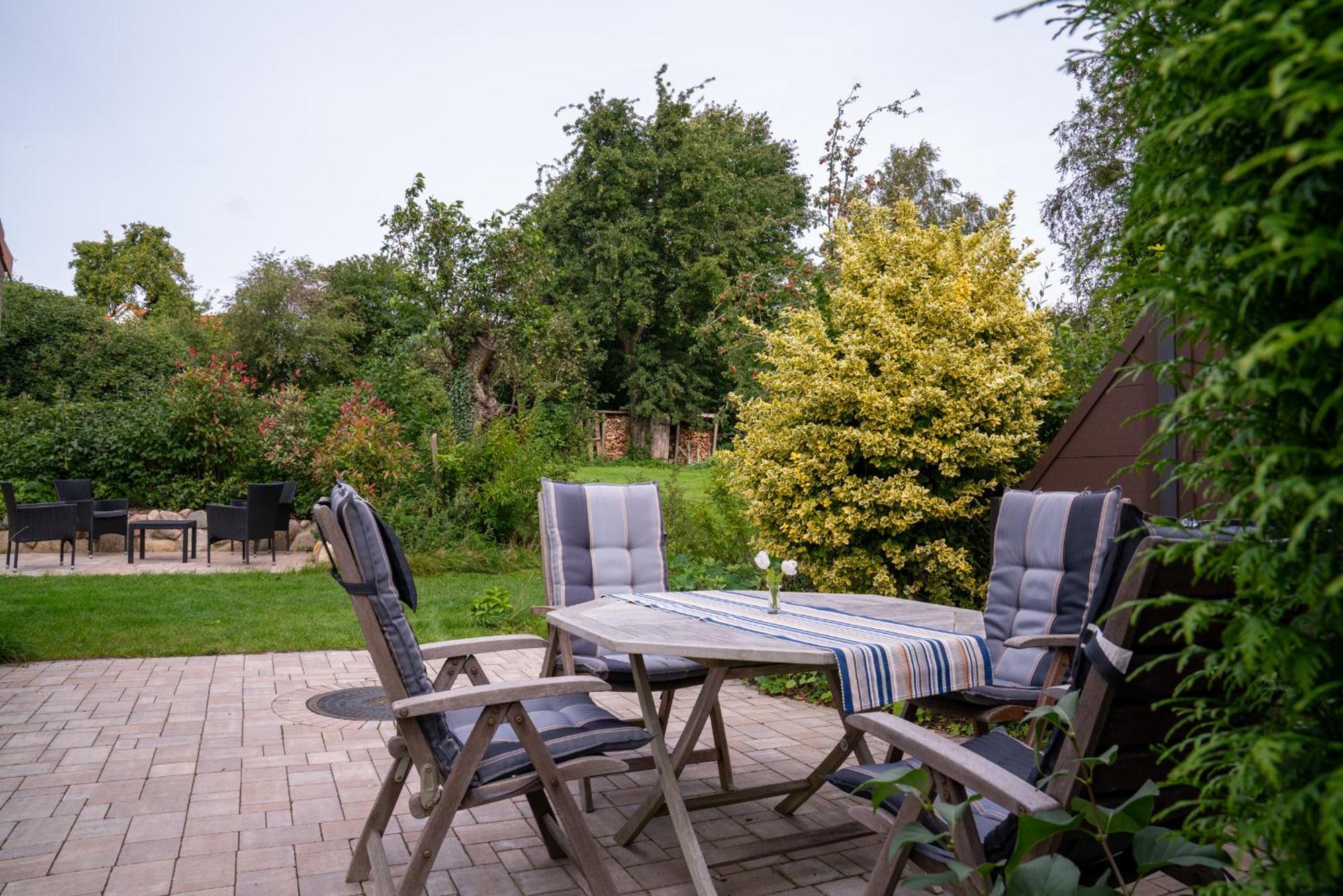Ferienhaus Seeschwalbe Mit Grossem Garten Eckernforde Bagian luar foto